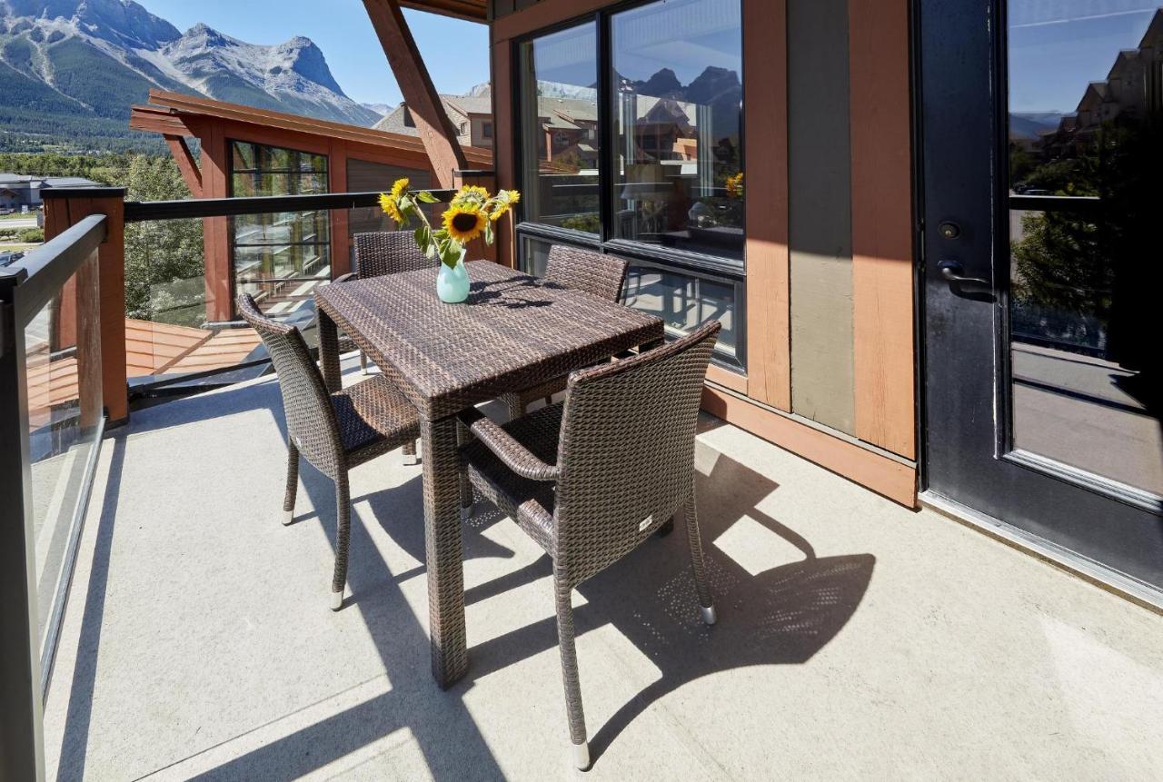 Sunset Ridge - Luxurious Corner Condo - Spectacular Mt Views With Open Pool! 坎莫尔 外观 照片