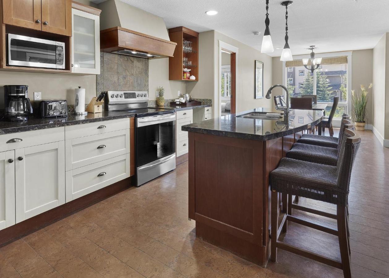 Sunset Ridge - Luxurious Corner Condo - Spectacular Mt Views With Open Pool! 坎莫尔 外观 照片